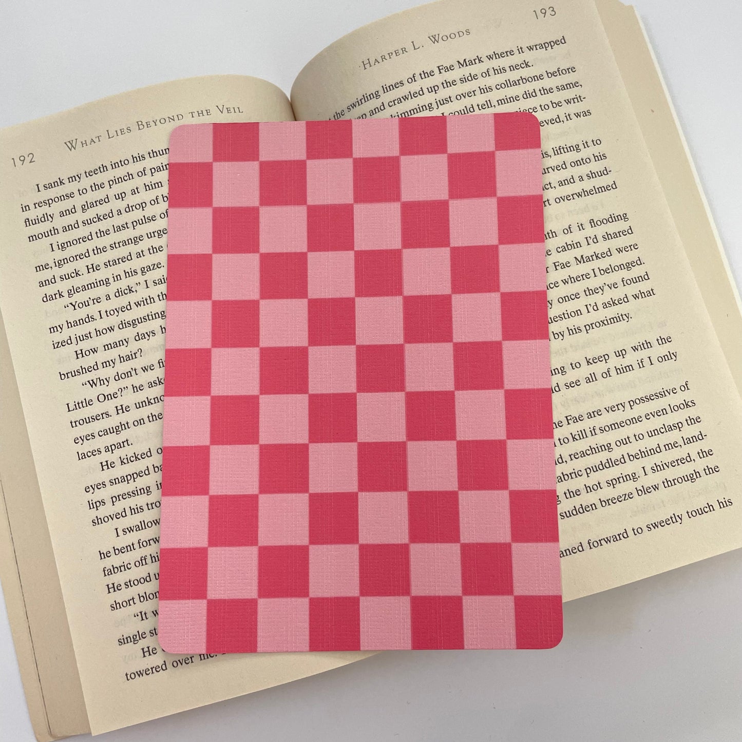 Checked Kindle Paperwhite Insert