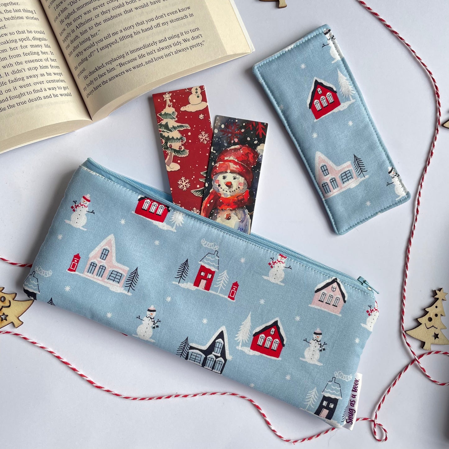 Christmas Village Bookmark Case