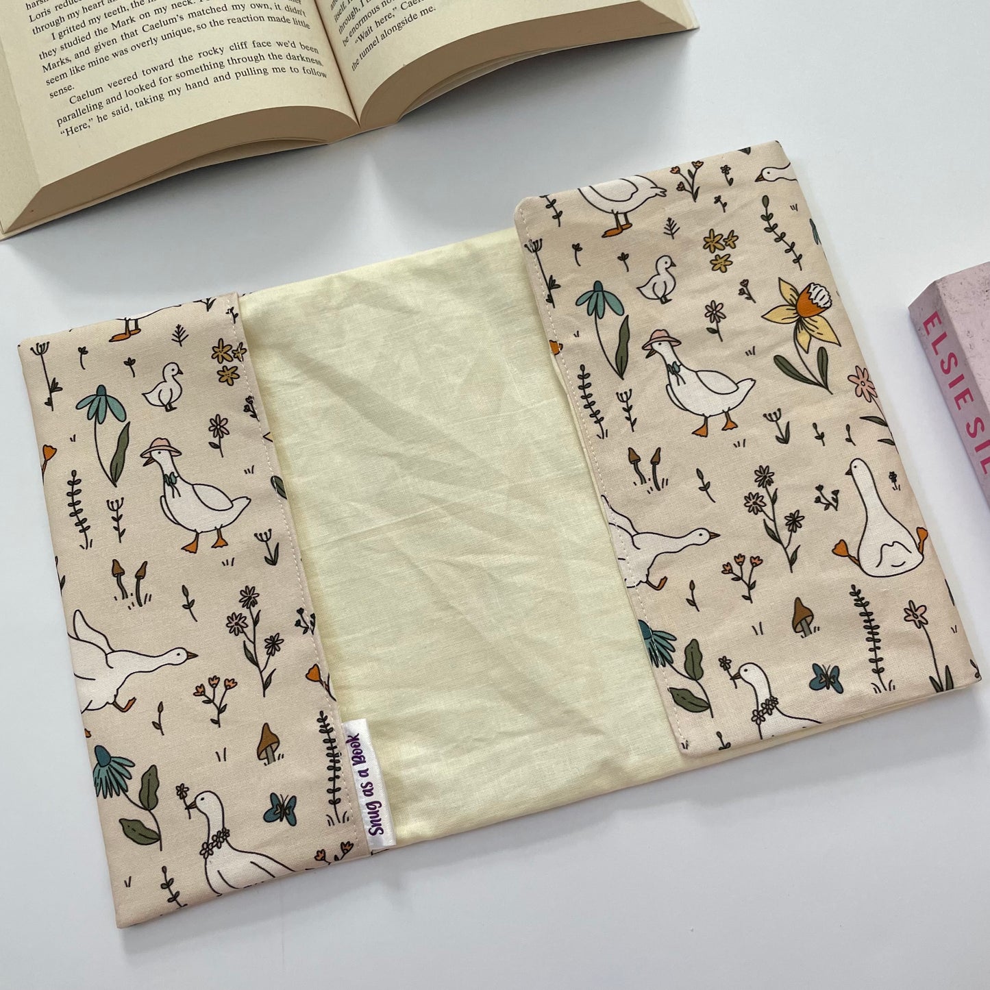 Goose Fabric Dust Jacket
