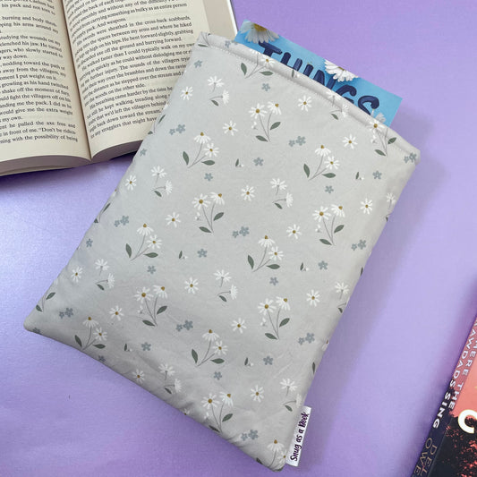 Daisy Book Sleeve