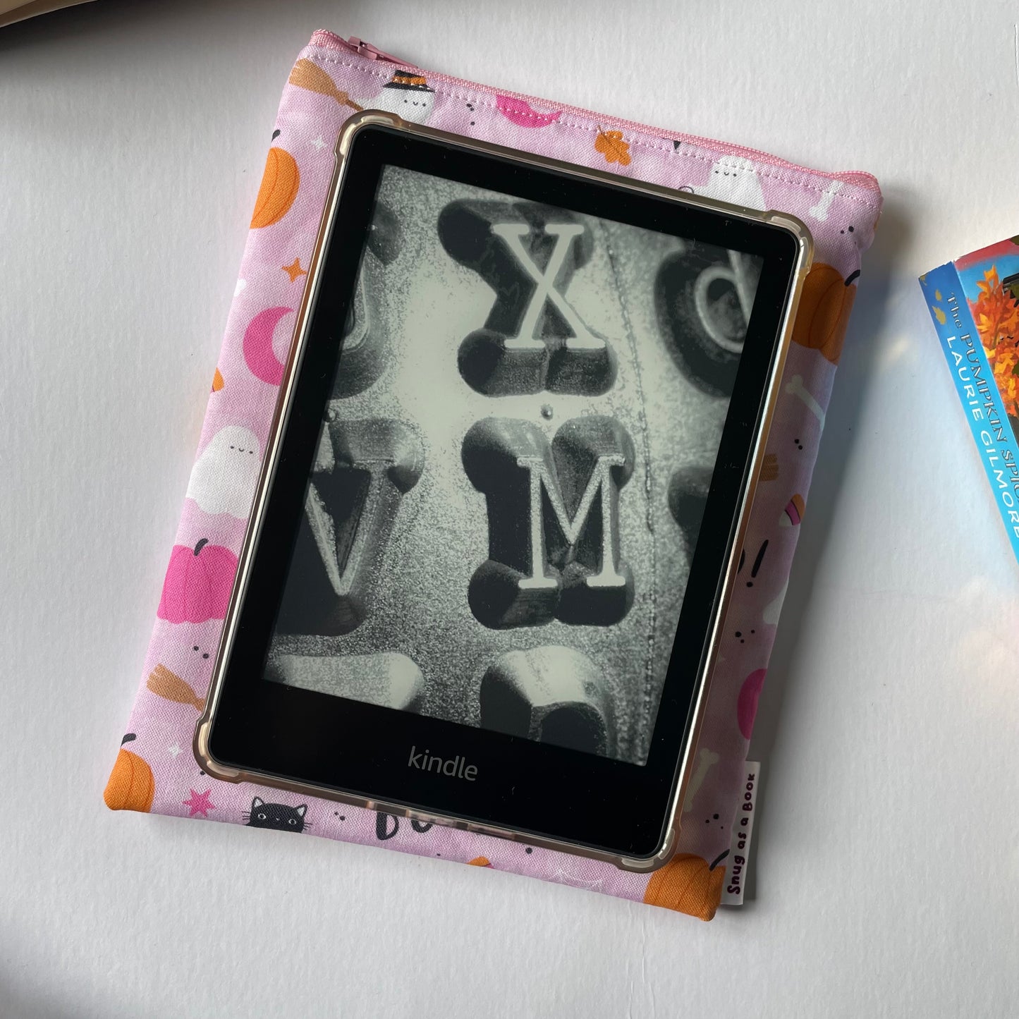 Spooky Kindle Sleeve