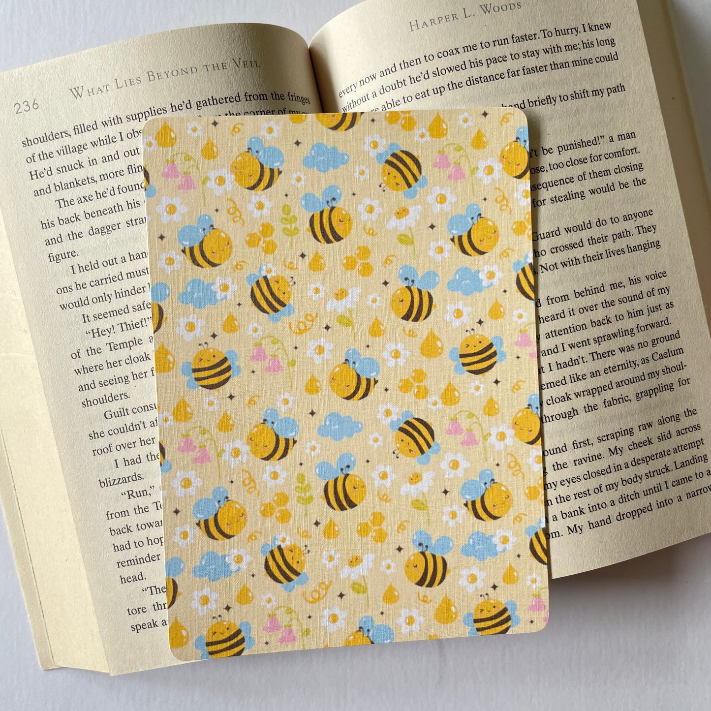 Bee Kindle Insert