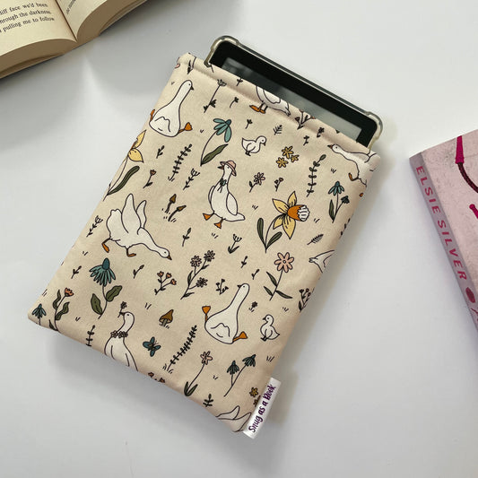 Goose Kindle Sleeve