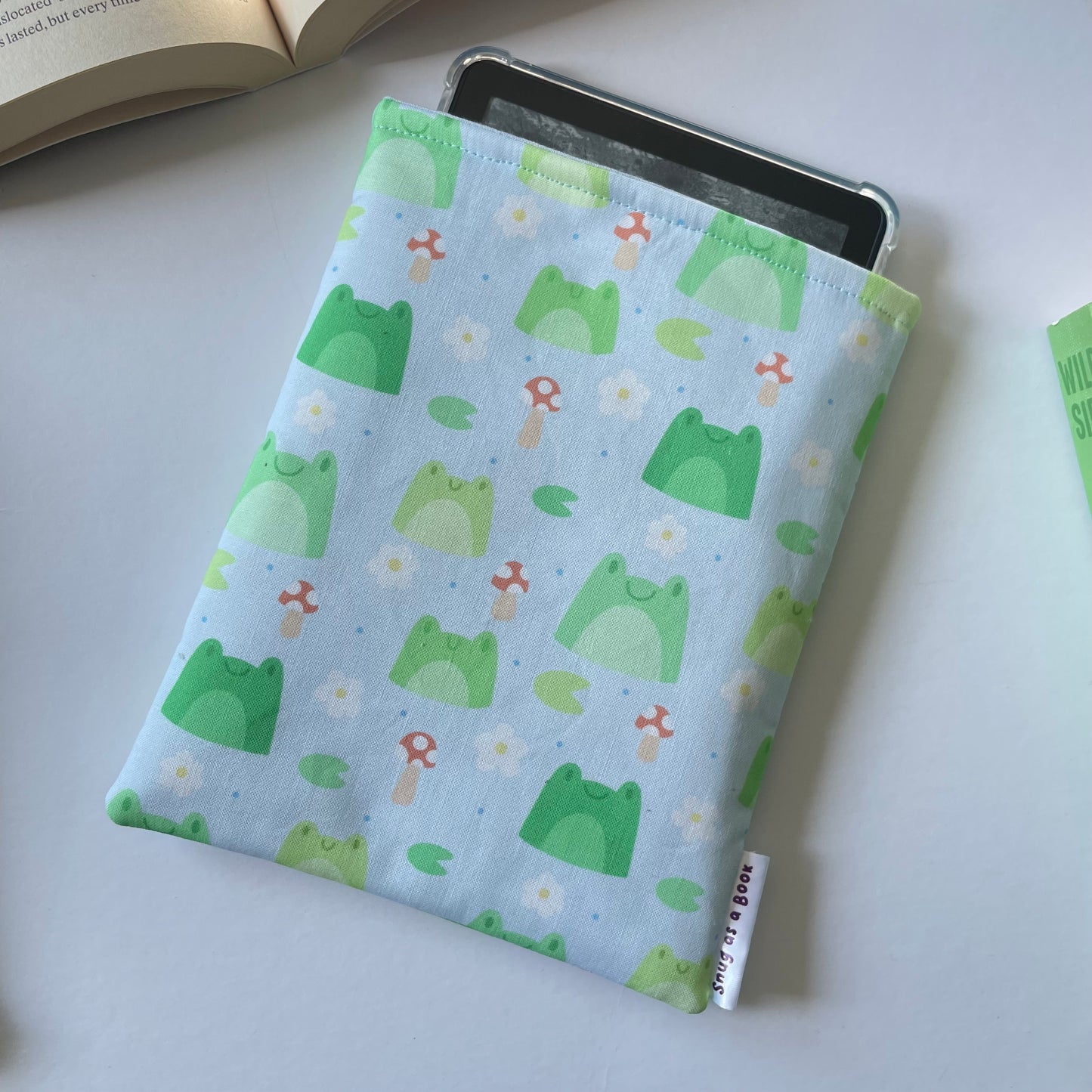 Frog Friends Kindle Sleeve