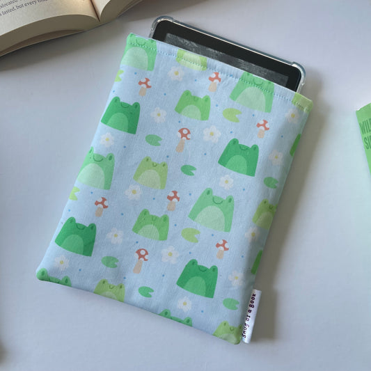 Frog Friends Kindle Sleeve
