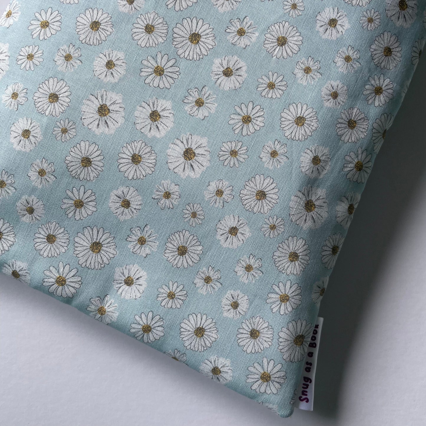 Daisy Book Sleeve