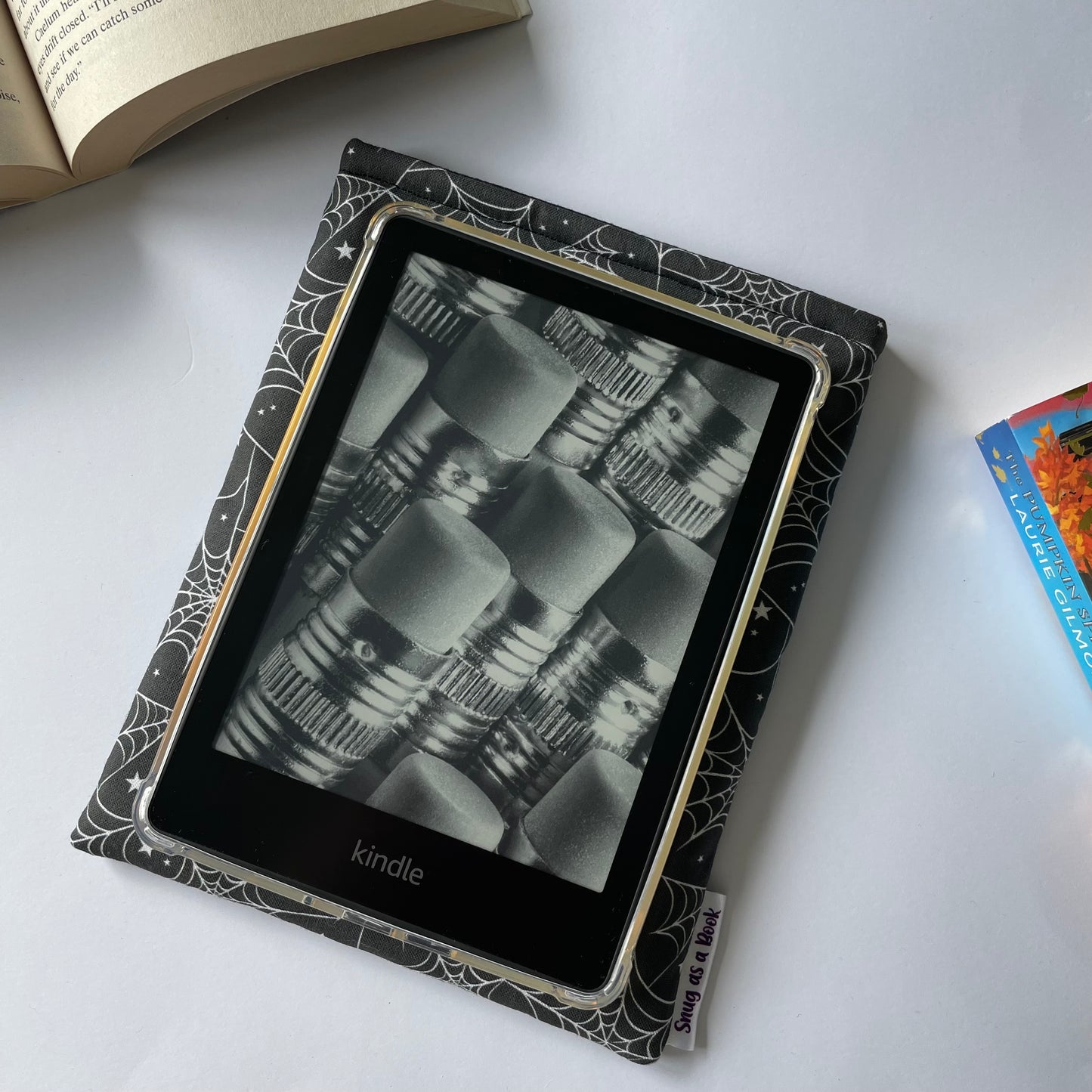 Spiderweb Kindle Sleeve
